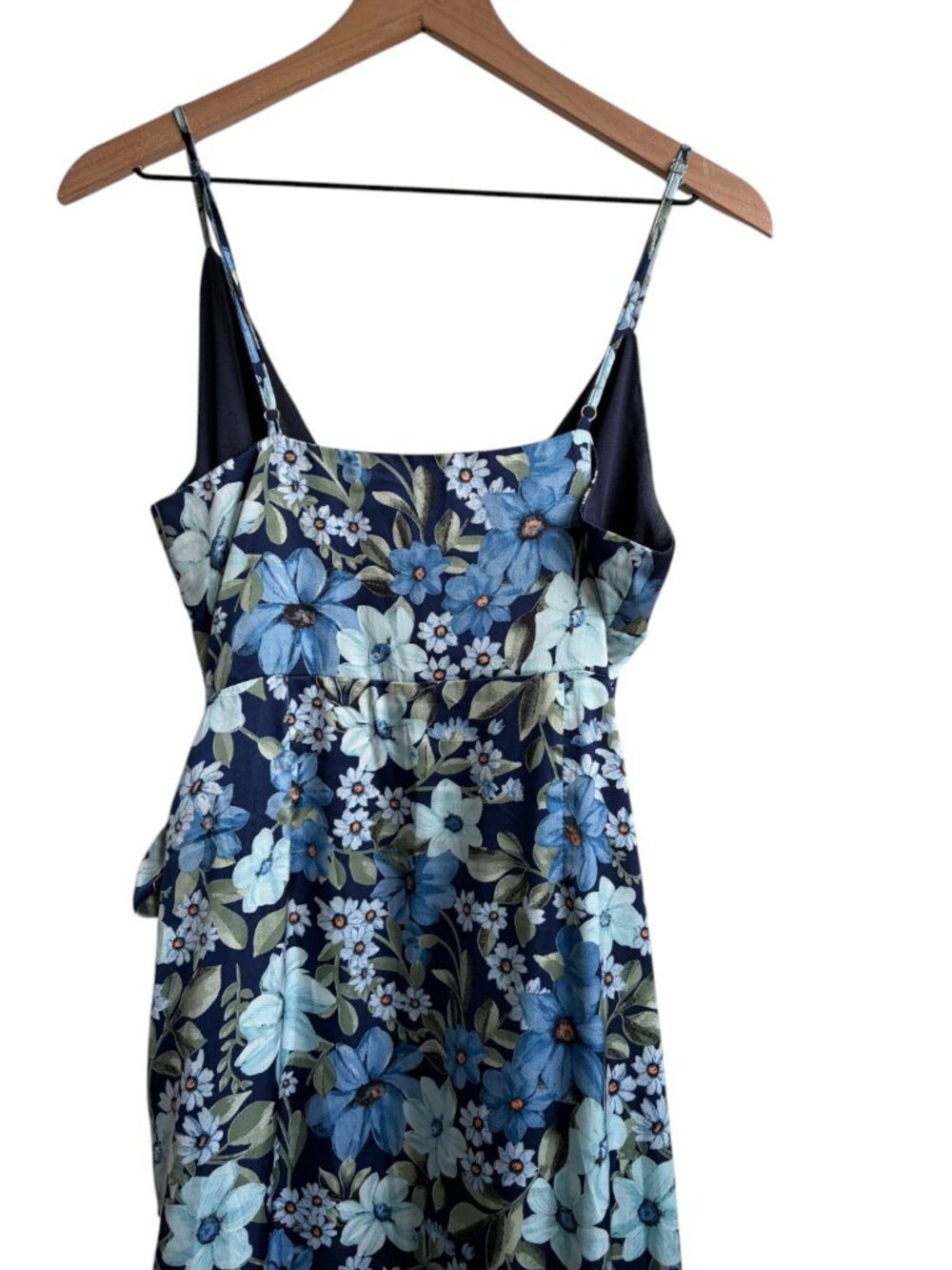 Lulus Womens Dress Size Medium Totally Romantic Quiet Luxury Floral Wrap Midi - Picture 8 of 8